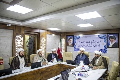 نشست رئيس سازمان تبليغات اسلامي با مدیران نهادهای جبهه فرهنگی استان خوزستان