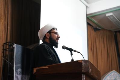 نشست تبیینی مسئولان هیئات مذهبی و مداحان اهواز برگزار شد