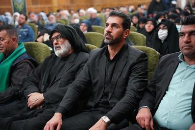 نشست تبیینی مسئولان هیئات مذهبی و مداحان اهواز برگزار شد