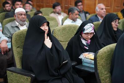 نشست تبیینی مسئولان هیئات مذهبی و مداحان اهواز برگزار شد