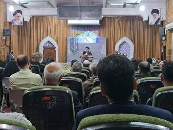 نشست تبیینی مسئولان هیئات مذهبی و مداحان اهواز برگزار شد