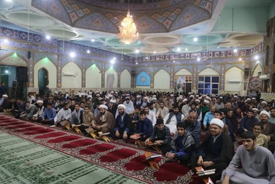 محفل انس با قرآن کریم ویژه طلاب خوزستانی برگزار شد