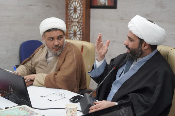 جلسه تبیین محور محتوایی پویش زندگی با آیه ها برگزار شد