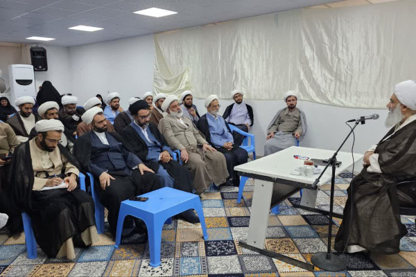 نشست هم‌اندیشی ائمه شبکه امامت و بانوان فعال مسجدی در یزد برگزار شد