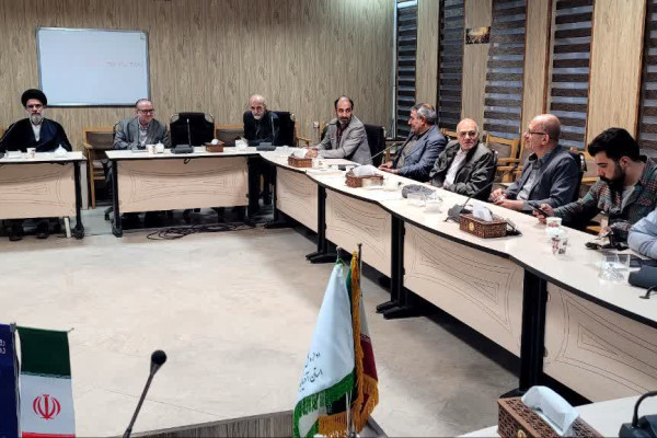 مدیرکل تبلیغات اسلامی آذربایجان شرقی همنشین شعرای آئینی