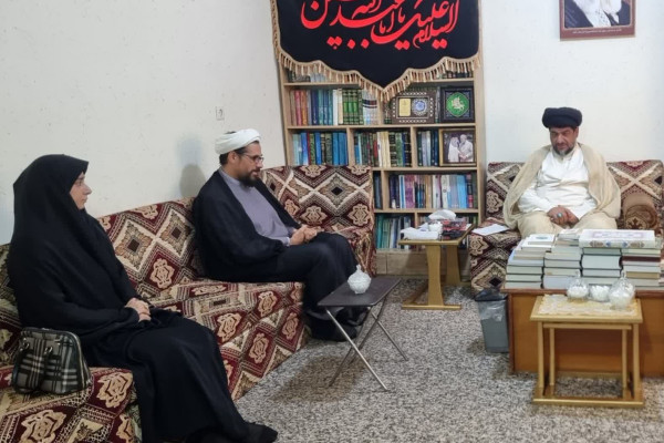 معنویت و قرآن نجات دهنده‌ی جامعه هستند