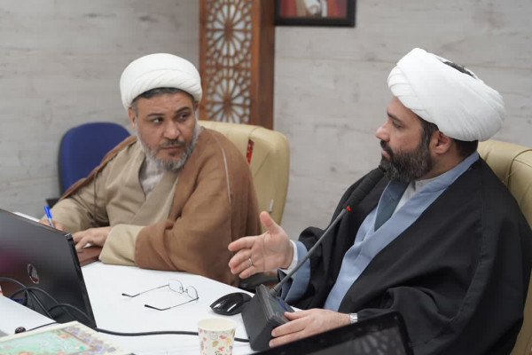 جلسه تبیین محور محتوایی پویش زندگی با آیه ها برگزار شد