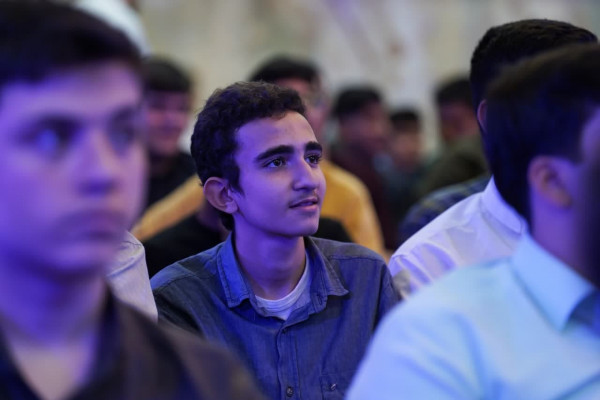 شاگرد کلاس حسینم