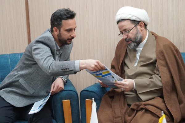 بازدید رئیس شورای سیاست گذاری ائمه جمعه استان خوزستان از مرکز رسانه تبلیغات استان