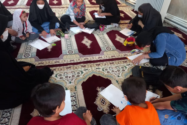 برپایی ایستگاه نقاشی هفته وحدت در شهرستان بدره