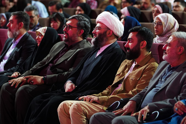 اختُتمت الدورة الرابعة عشرة لمهرجان الفيلم الدولي ۱۰۰