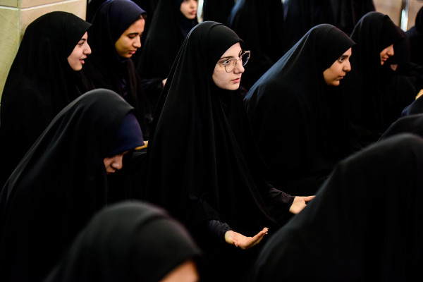 مراسم آغاز سال جدید تحصیلی در دبیرستان های صدرای اصفهان و ملک شهر