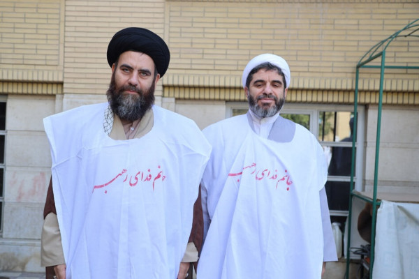 طلاب همدانی در صف اول دفاع از  کلام رهبر