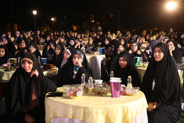 «هيستوري»؛ حملة للقراءة خاصة بالمراهقين