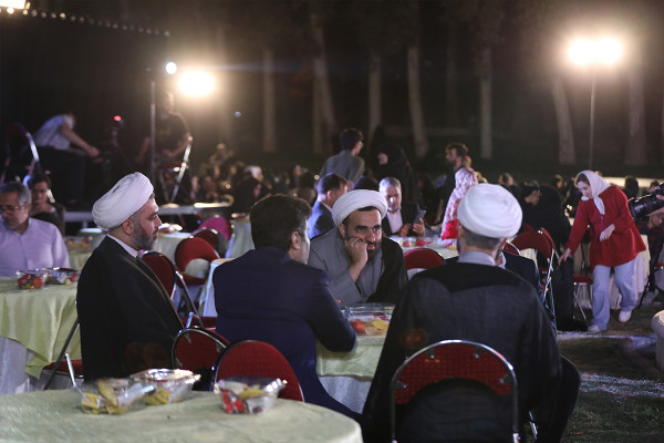 «Истори»: Кампания по чтению для подростков