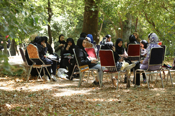 《历史》：面向青少年的阅读活动