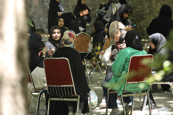 《历史》：面向青少年的阅读活动