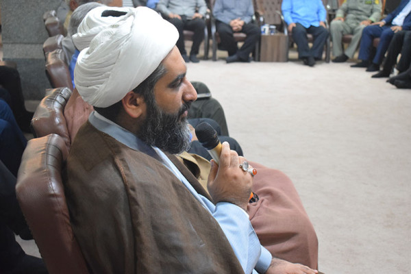 نشست جامعه‌ی ستایشگران بوشهر با نماینده ولی فقیه در استان و امام جمعه بوشهر