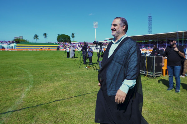 برنامج التلفزيون «محفل»؛ احتفالات قرآنية في إيران والعالم