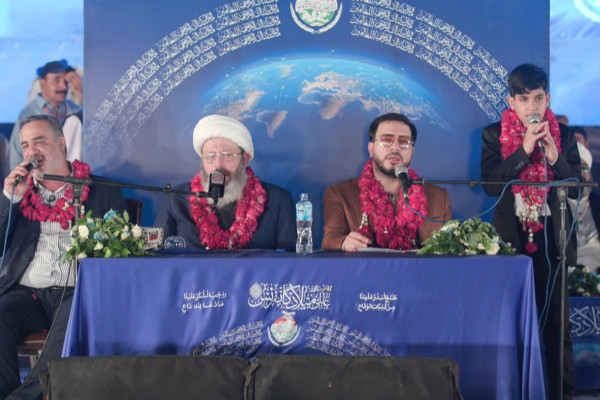 电视节目《Mahfel》：伊朗及世界各地的古兰经庆典