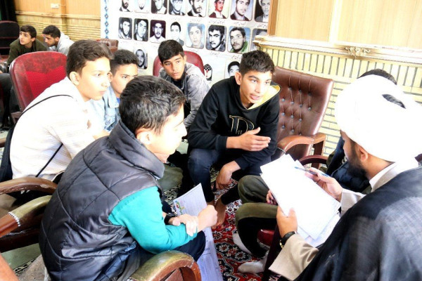 نوجوانان ، هویت تاریخی ایران اسلامی را روایت کردند