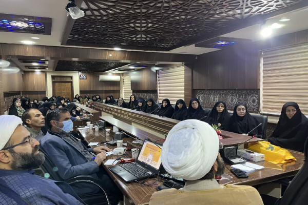 حضور پشتیبان سازمان دارالقرآن در جمع قرآنیان استان