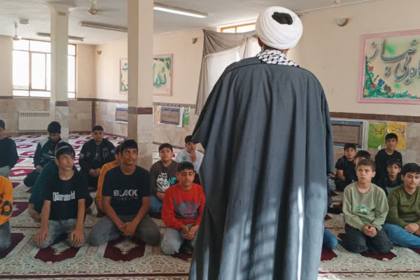 گفتمان دین و انقلاب در دبیرستان شهید بهشتی  شهرستان کنگاور