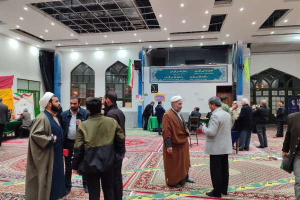 پرواز روح؛ میزبانان میز خدمت اعتکاف در نمازجمعه‌های خراسان جنوبی