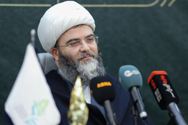 نشست هیئت داوران چهارمین مهرواره هوای‌نو