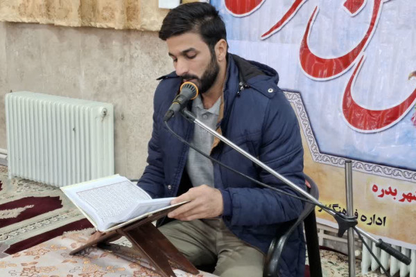 محفل انس با قرآن کریم با محوریت نهضت زندگی با آیه ها در شهرستان بدره برگزار شد