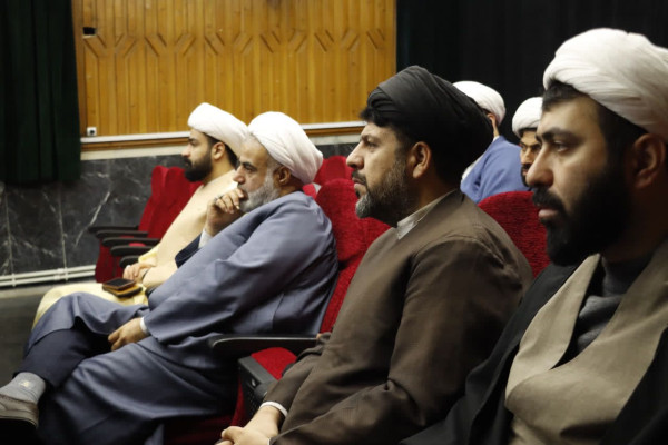 نشست مبلّغین روضه‌های خانگی، با حضور حجت الاسلام والمسلمین میرزا محمدی برگزار گردید