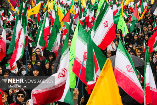 راهپیمایی 22 بهمن در زنجان