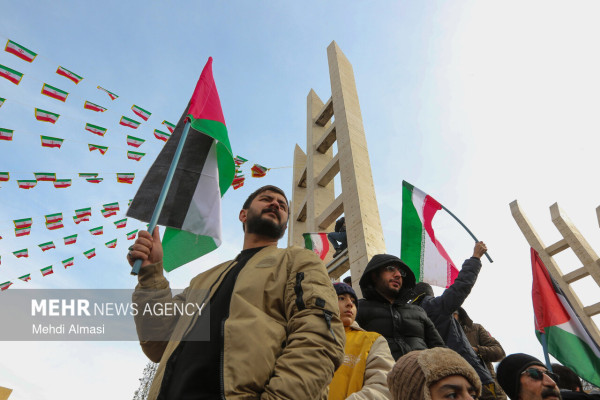 راهپیمایی 22 بهمن در زنجان