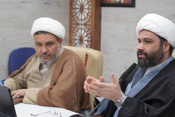 جلسه تبیین محور محتوایی پویش زندگی با آیه ها برگزار شد