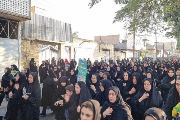 پیکر مطهر شهید شاهرخی در شوشتر تشییع شد