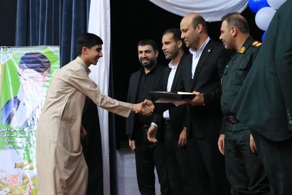 مربیان و حافظان قرآن در هویزه تجلیل شدند