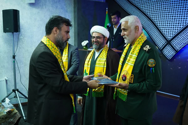 آیین تجلیل از عوامل تولید ۳۰ نماهنگ شهدای مقاومت
