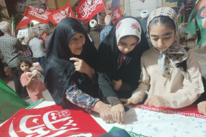 «بیرق بیعت»؛ پرچم میثاق بانوان بیارجمند با امام عصر(عج) راهی مسیر اربعین می‌شود