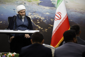 اگر متحول نشویم، منزوی می‌شویم